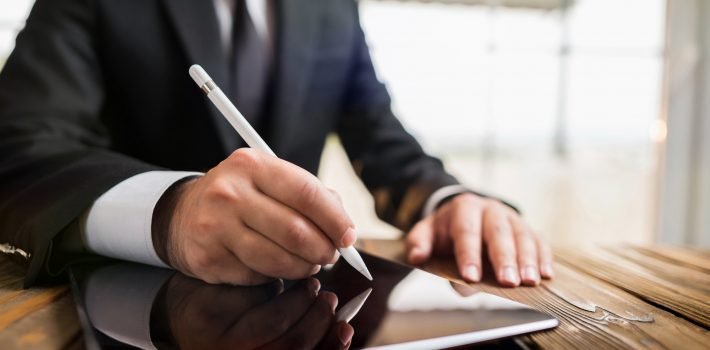 Same day courier in Newquay delivering urgent parcels to Town Centre, Crantock, Perranporth, and Quintrell Downs with fast, secure service.